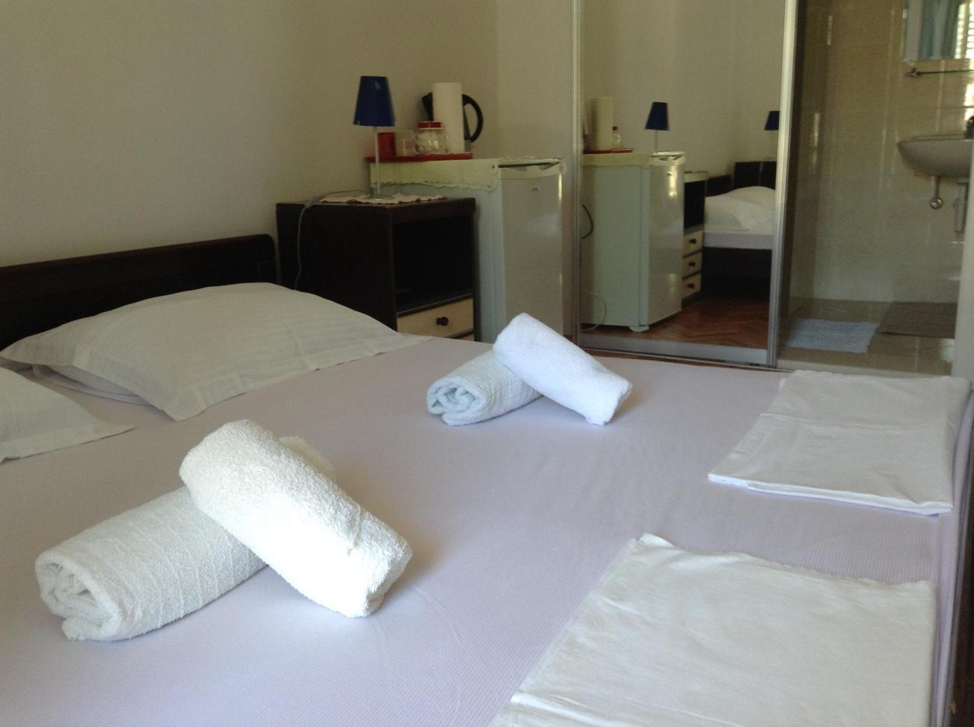 Villa Godinovic Hvar Town Room photo